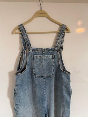 AERIE Light Blue Denim Overalls Women Jeans